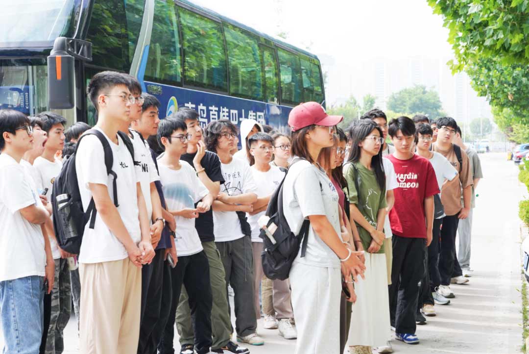 中国石油大学（华东）师生走进艾普智能，携手共促产学研深度融合